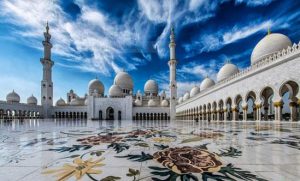 مقاله قد و تحلیلی بر تعاریف معماری اسلامی