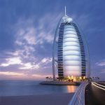 چشم اندازی به برج العرب دوبی